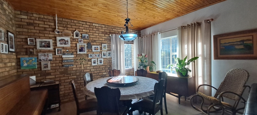 4 Bedroom Property for Sale in La Provance Free State